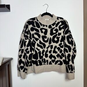 JDY - Leopard Print Sweater - Black and Cream Sz Large